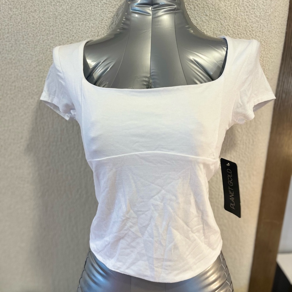 Planet Gold White Square-Neck Short Sleeve Tee